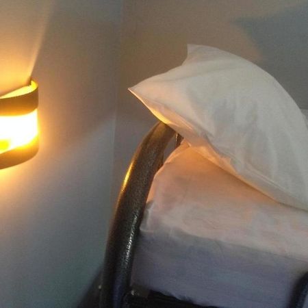 Lux Pillow Hostel Nyaung-U Zewnętrze zdjęcie